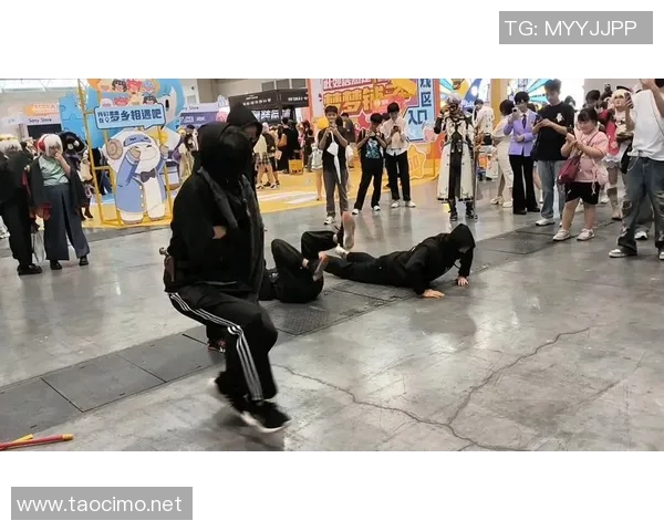 重庆街舞队的进攻策略与技巧深度解析探索街舞文化的魅力与发展