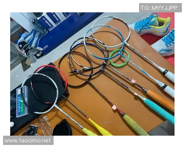 羽毛球装备选购指南:如何选择合适的球袜提升运动表现 羽毛球装备选购指南:如何选择合适的球袜提升运动表现