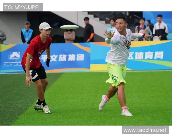 飞盘盛宴揭秘北京飞盘队的训练状态与竞技风采 飞盘盛宴揭秘北京飞盘队的训练状态与竞技风采